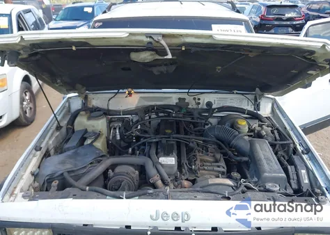 1995 Jeep Cherokee Sport z USA, uszkodzony, nr VIN 1J4FJ68S2SL581996